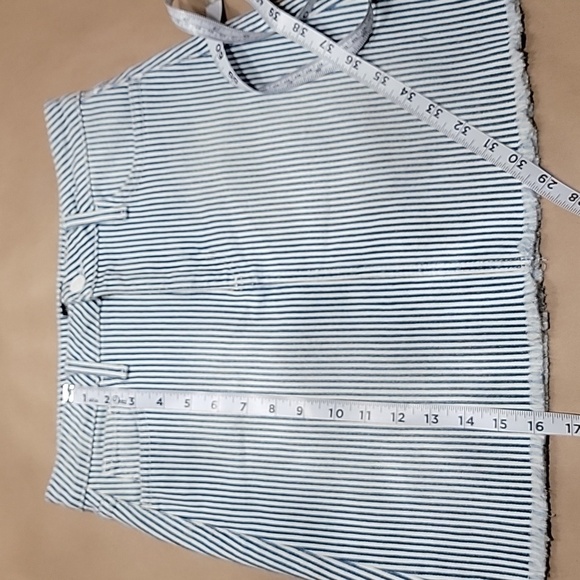 Just Black Size S Blue & White Striped Denim Mini Skirt, Raw/Frayed Hem, EUC - Picture 6 of 9